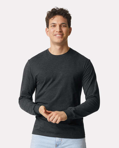 Gildan 64440CVC Unisex Softstyle® CVC Long Sleeve T-Shirt - Pitch Black Mist - On Model Front
