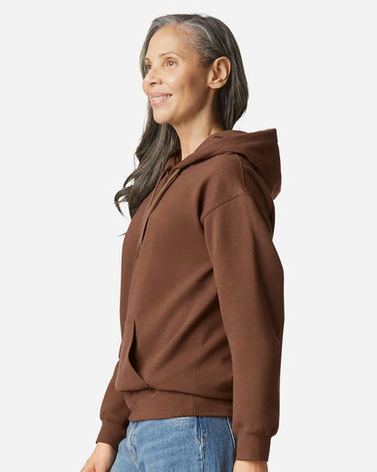 Gildan SF500 Unisex Softstyle® Midweight Hooded Sweatshirt - Cocoa - On Model Side