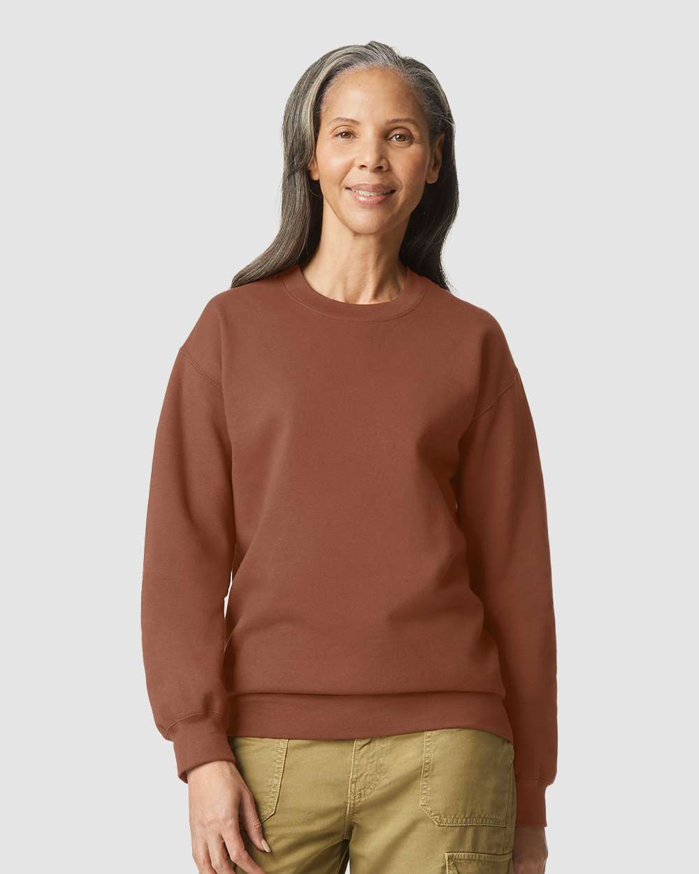 Gildan SF000 Unisex Softstyle® Midweight Crewneck Sweatshirt - Cocoa - On Model Front