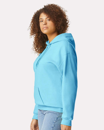 Gildan SF500 Unisex Softstyle® Midweight Hooded Sweatshirt - Sky - On Model Side