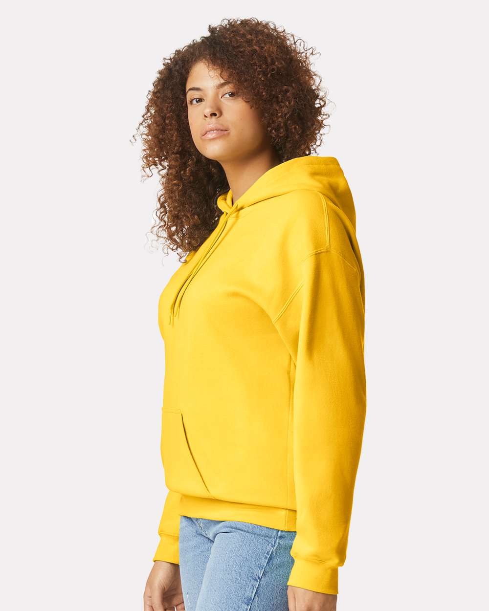 Gildan SF500 Unisex Softstyle® Midweight Hooded Sweatshirt - Daisy - On Model Side