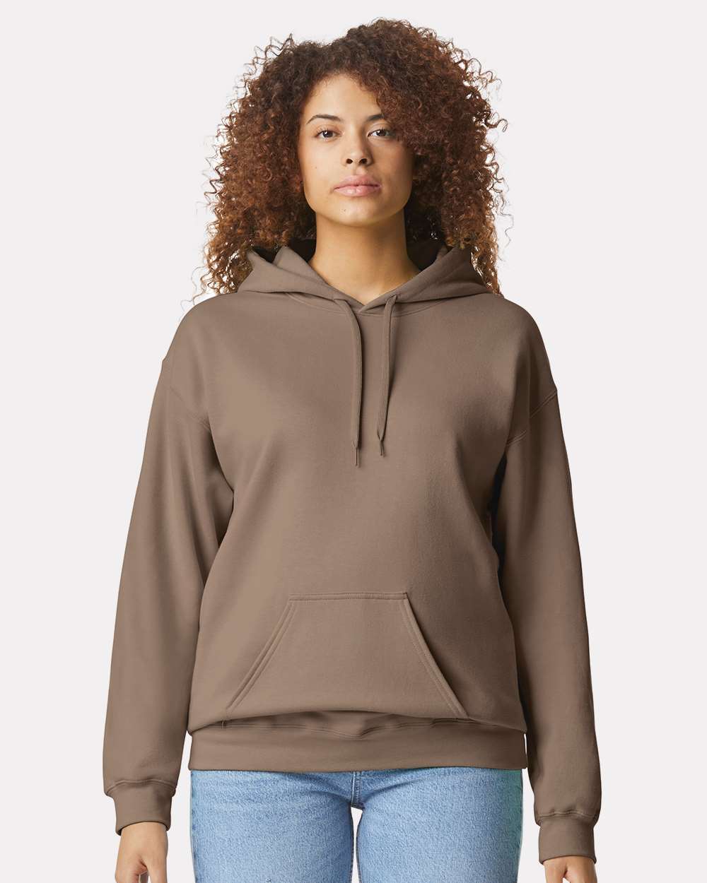 Gildan SF500 Unisex Softstyle® Midweight Hooded Sweatshirt - Brown Savana - On Model Front