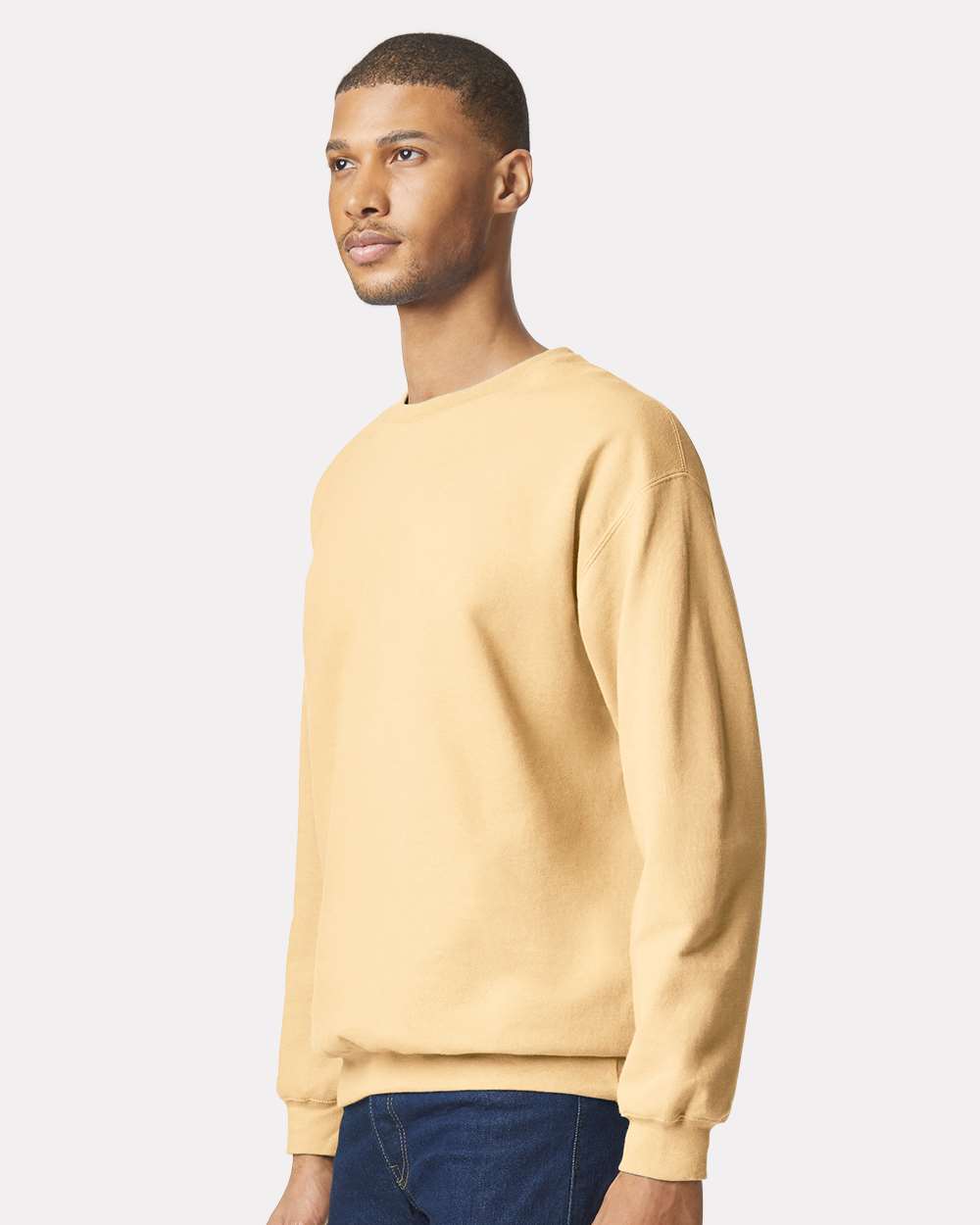 Gildan SF000 Unisex Softstyle® Midweight Crewneck Sweatshirt - Yellow Haze - On Model Side