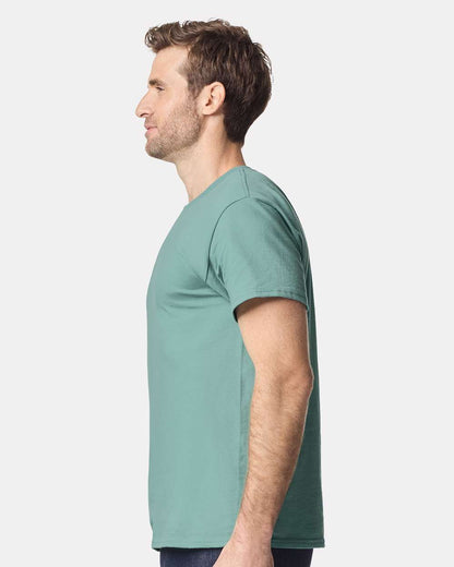 Gildan 5000 Unisex Heavy Cotton™ T-Shirt - Aquatic - On Model Side