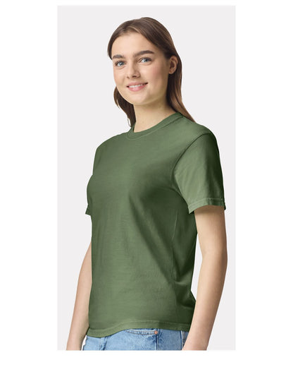Comfort Colors 1717 Unisex Garment-Dyed Heavyweight T-Shirt - Hemp - On Model Side