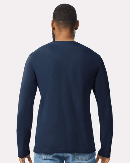 Gildan 64400 Unisex Softstyle® Long Sleeve T-Shirt - Navy - On Model Back