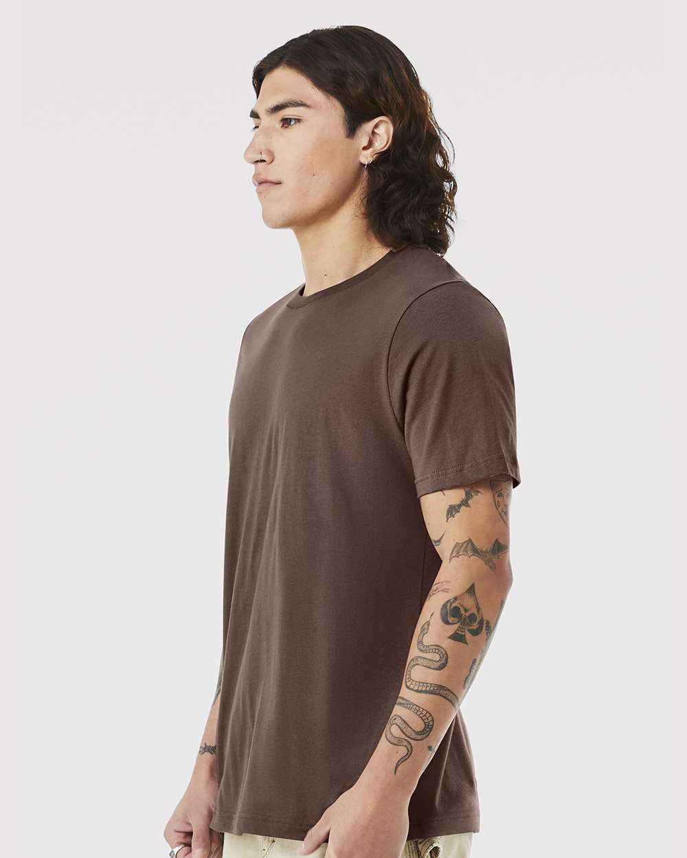 BELLA + CANVAS 3001 Jersey Tee - Cocoa - On Model Side