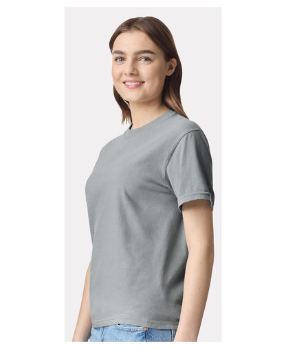 Comfort Colors 1717 Unisex Garment-Dyed Heavyweight T-Shirt - Granite - On Model Side