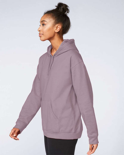 Gildan SF500 Unisex Softstyle® Midweight Hooded Sweatshirt - Paragon - On Model Side